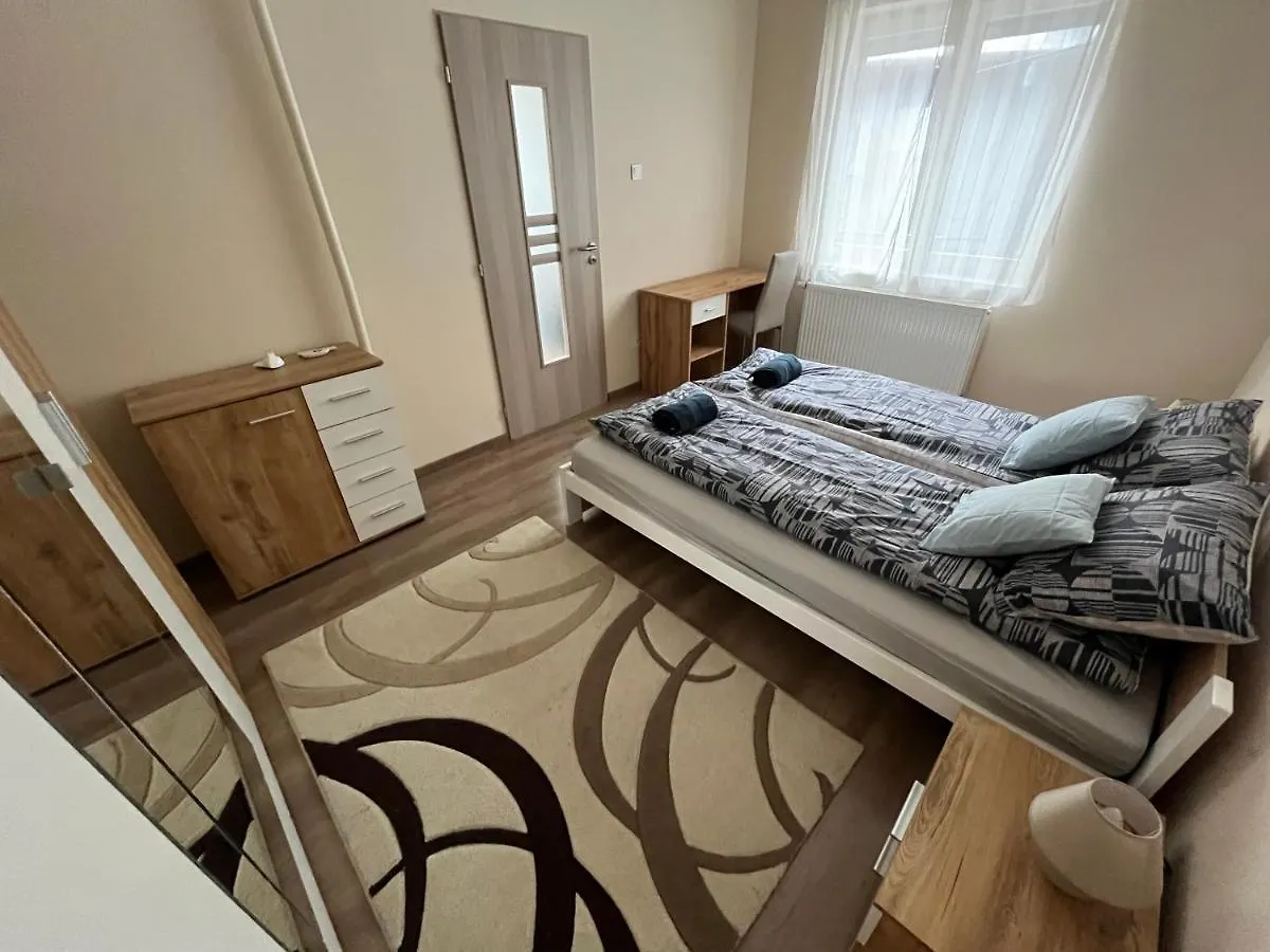 Albi Apartman Szeged Apartment